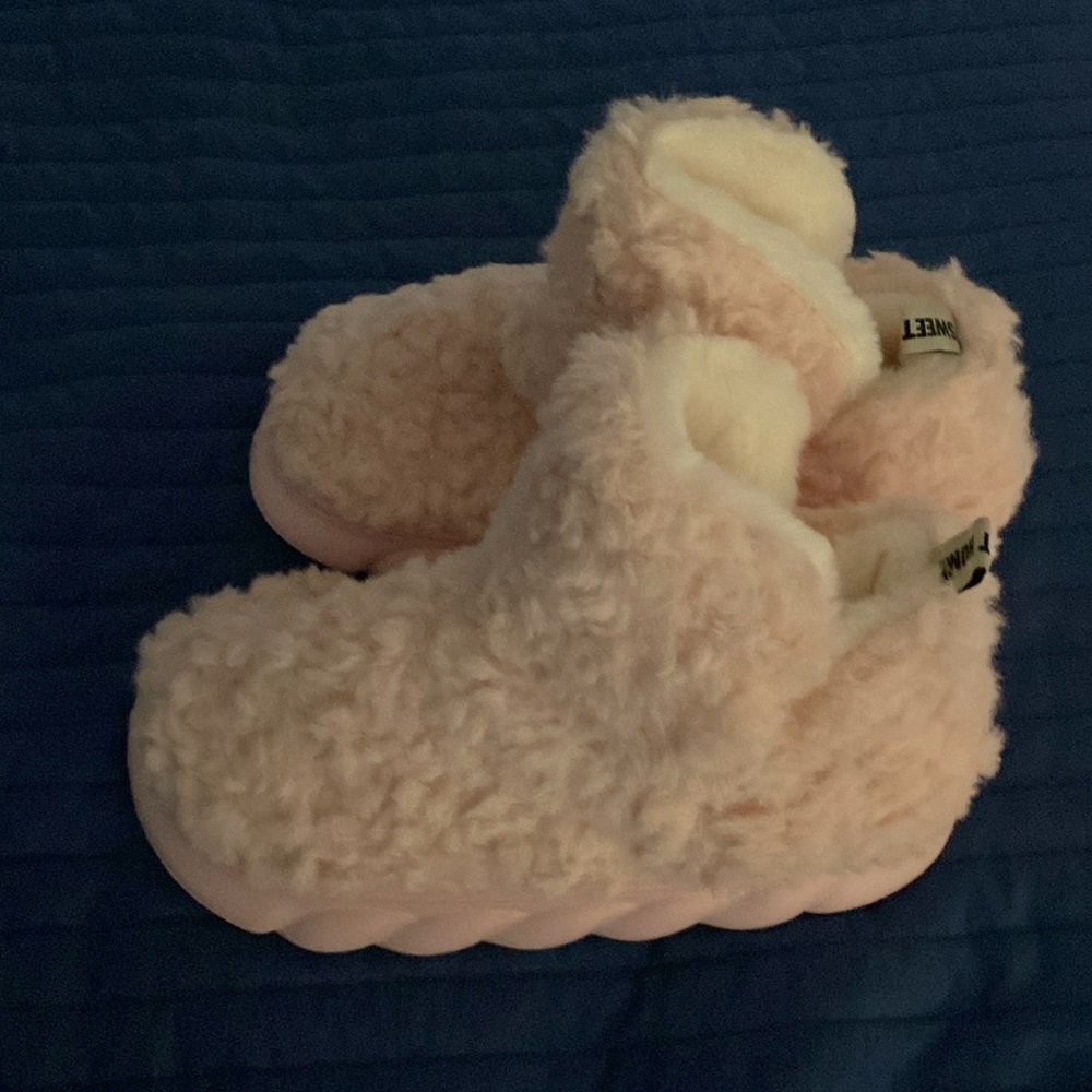 Slippers